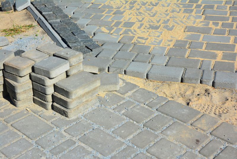 Multi-Row Paver Arrangement